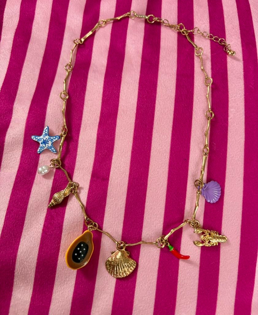 Goudkleurige ketting met bedels, Ophalen of Verzenden, Zo goed als nieuw, Goud, Overige materialen
