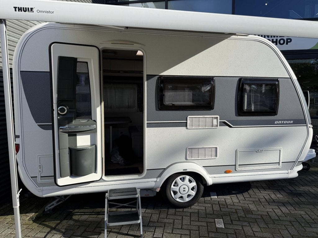 HOBBY 390 SF VASTBED TREINZIT VOLAUTO MOVER THULE LUIFEL TOP, Fietsenrek, Hobby, Bedrijf, Treinzit