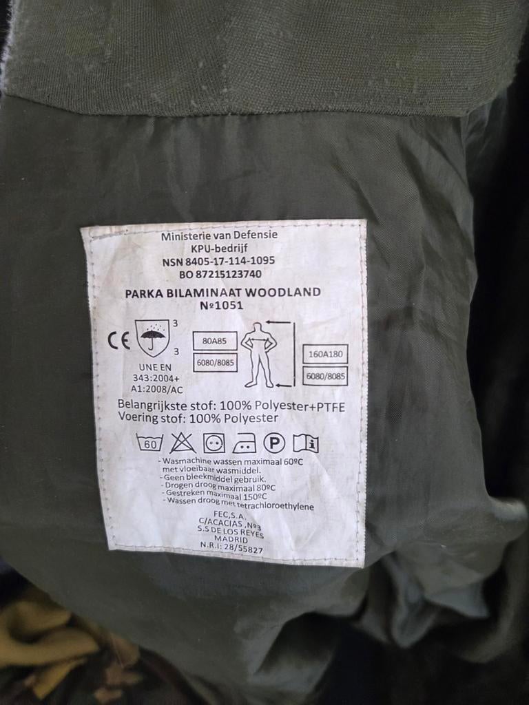 Militair camouflage uniform - Parka Bilaminaat Woodland, Maat 48/50 (M), Ministerie van Defensie, Ophalen of Verzenden, Gedragen