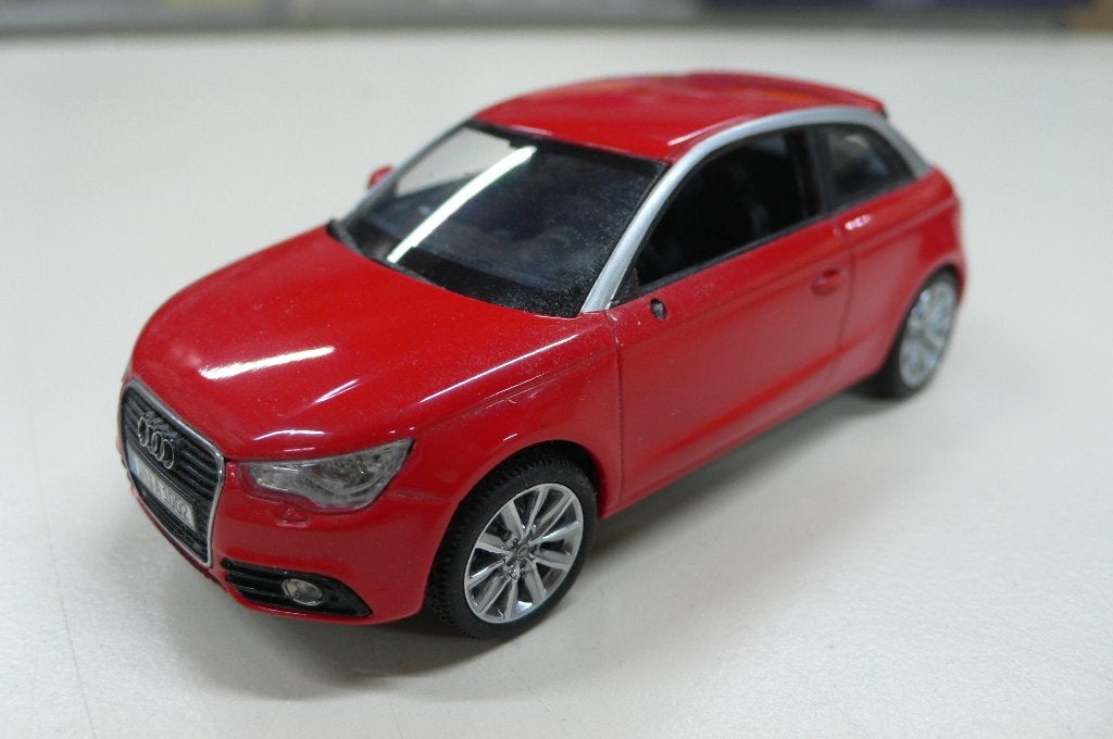 audi a1  - kyosho 1/43 - mist buitenspiegel -, Ophalen of Verzenden, Gebruikt, Auto, Kyosho