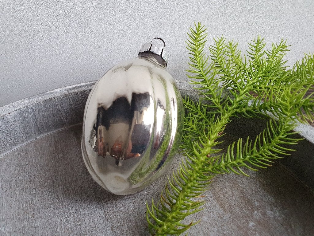 Vintage kerstbal noot zilver 181, *, Gebruikt, *, Ophalen of Verzenden