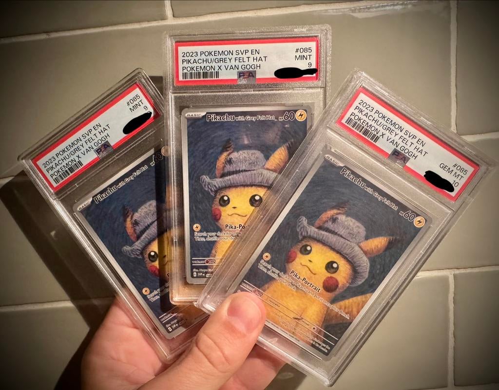 Pikachu with Grey Felt Hat PSA 9 & 10 van gogh, Ophalen of Verzenden, Zo goed als nieuw, Meerdere kaarten