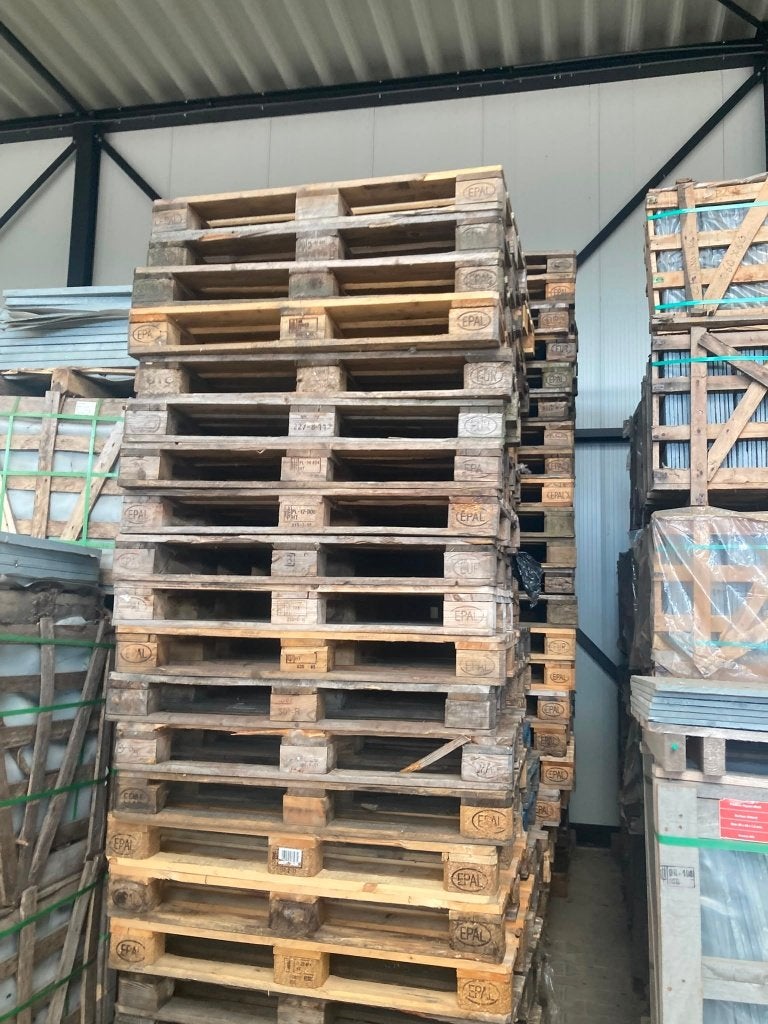 Europallets en overige pallets, 25 tot 50 mm, Ophalen of Verzenden, Zo goed als nieuw, Pallet