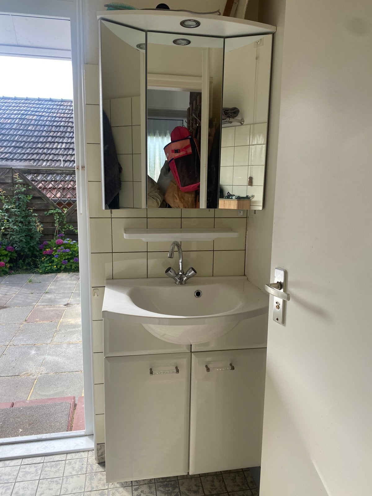 Wastafel meubel met elektra, Huis en Inrichting, Badkamer | Badkamermeubels, Ophalen, Gebruikt, 50 tot 100 cm, 150 tot 200 cm