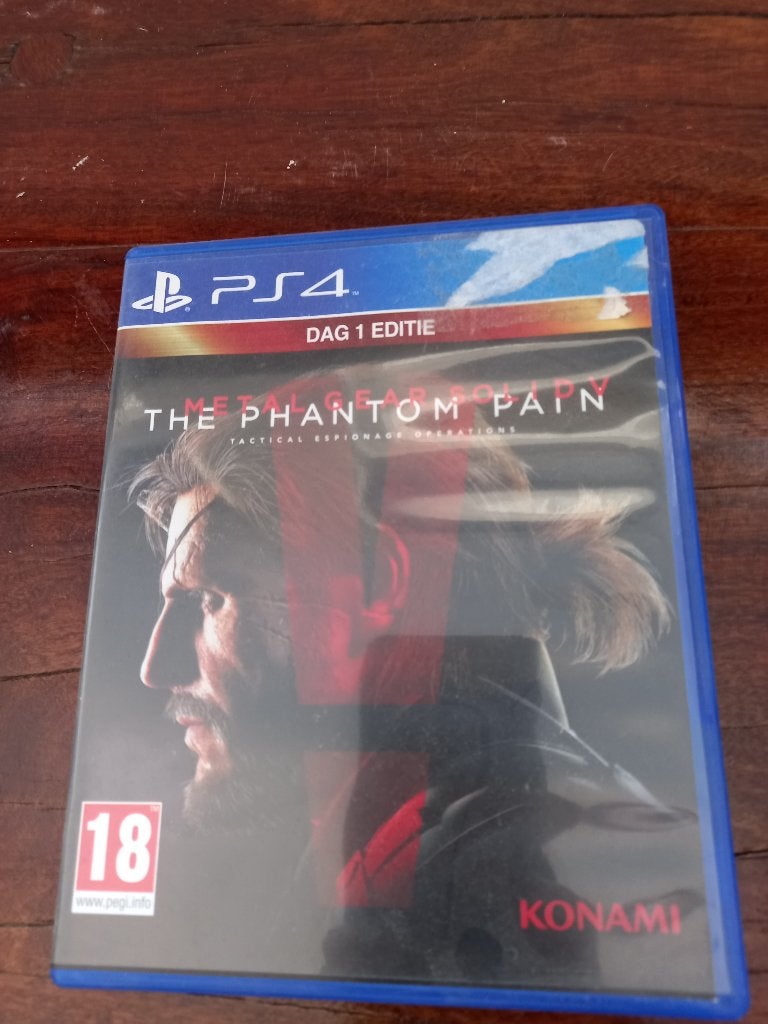 Metal Gear Solid V: The Phantom Pain - PS4 (Dag 1 Editie), Spelcomputers en Games, Games | Sony PlayStation 4, Online, Vanaf 18 jaar