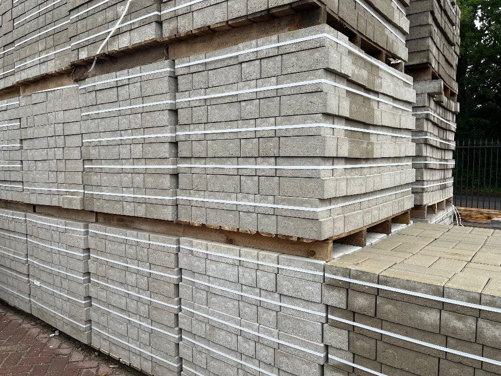 Partij beton klinkers grijs, Ophalen of Verzenden, Nieuw, Overige materialen