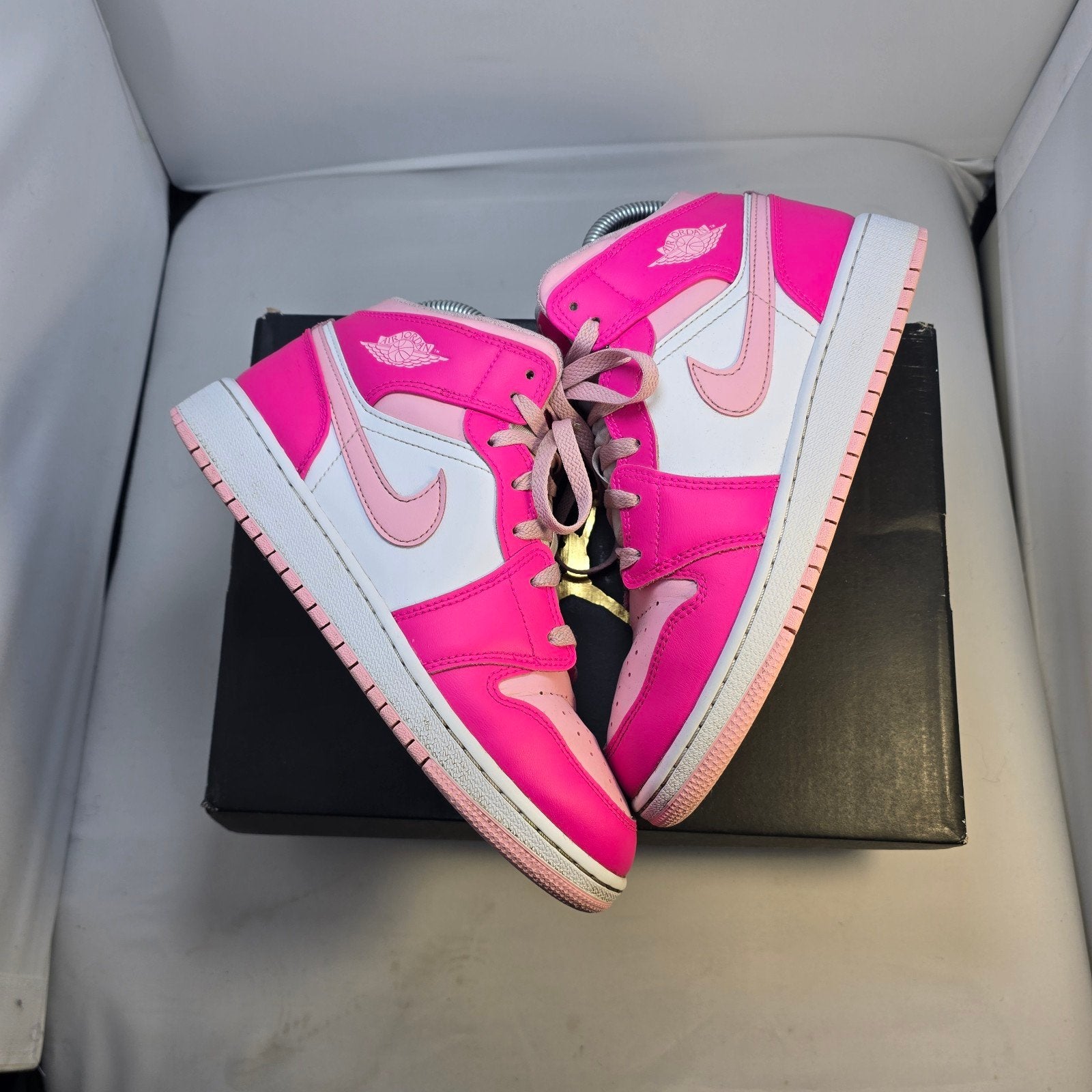 Nike Air Jordan 1 Mid GS Fierce Pink 38.5 – Zeer Goede Staat, Nike Air Jordan, Ophalen of Verzenden, Roze, Sneakers of Gympen