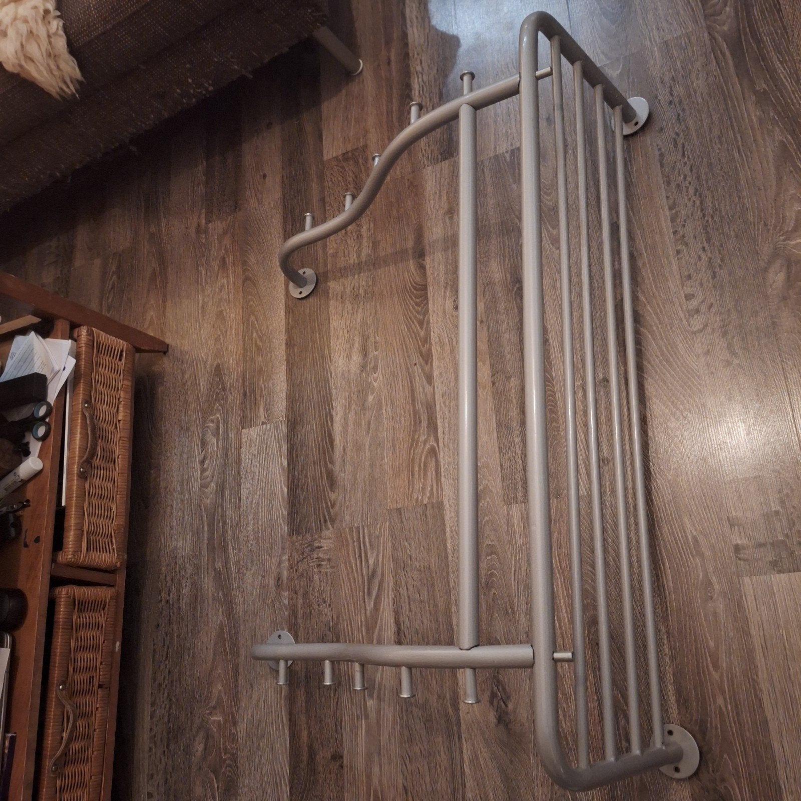 Ikea Garderobe Rek - Praktische Wandkapstok, Wandkapstok, Gebruikt, 100 tot 150 cm, Ophalen of Verzenden