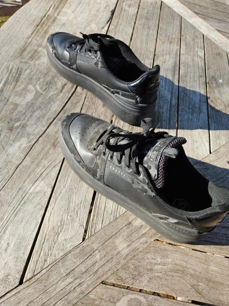 Johan Cruijff sneakers camouflage accenten mt 44, Zwart, Ophalen of Verzenden, Diverse merken, Sneakers of Gympen