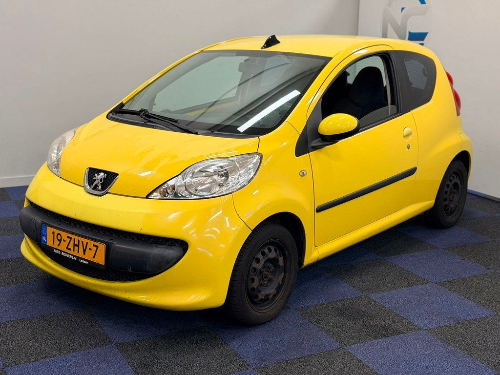 Peugeot 107 1.0-12V XR / WEG=WEG / RIJDT SCHAKELT GOED / ING, Voorwielaandrijving, Airbags, Gebruikt, 765 kg