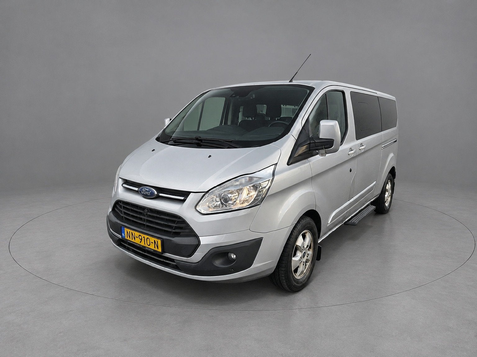 Ford Transit Custom Tourneo 310 2.0 TDCI L2H1 Titanium, Auto's, Gebruikt, 2124 kg, 255 €/maand, Bedrijf