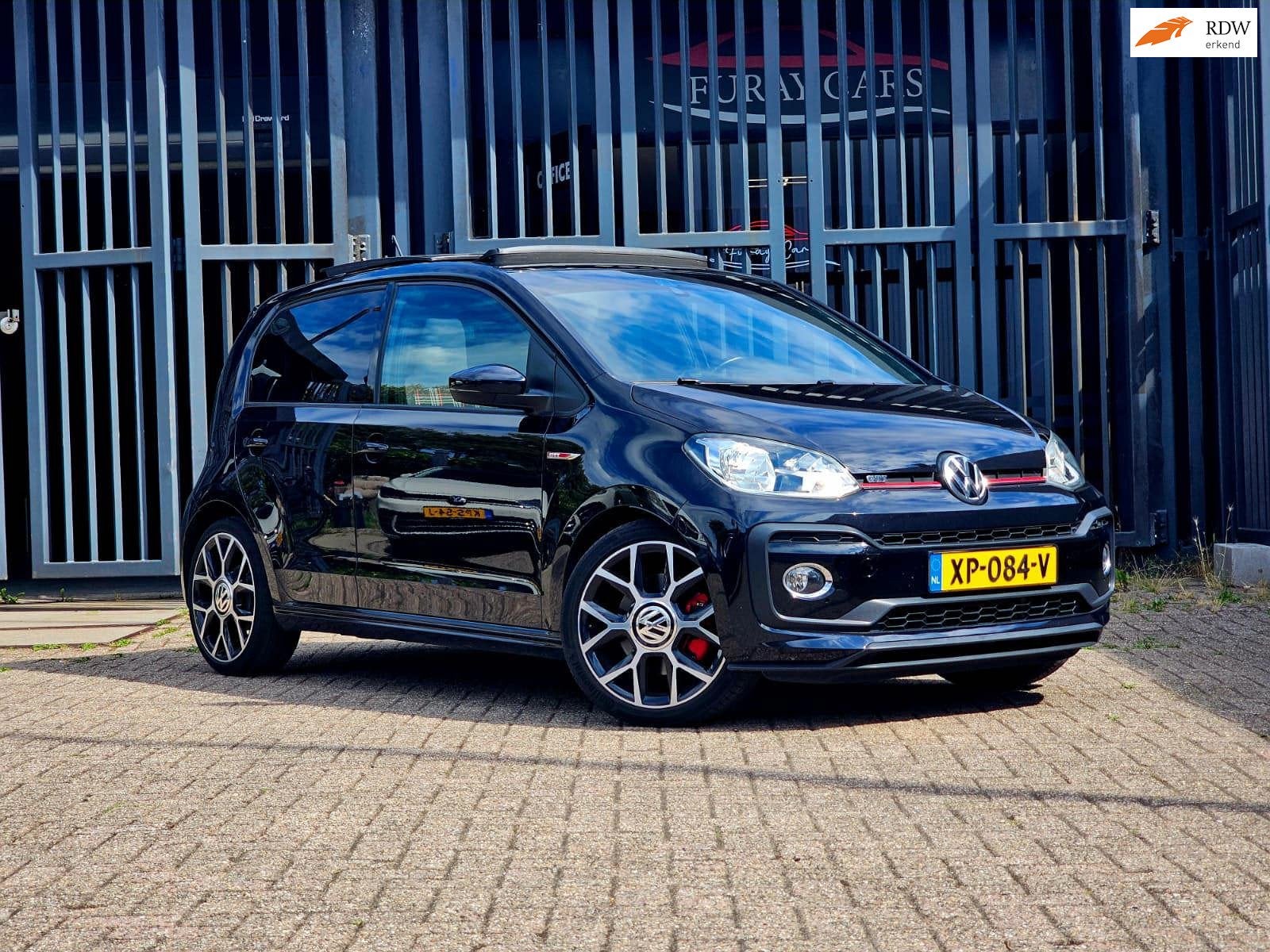 Volkswagen Up! 1.0 TSI GTI 115pk VOL Pano Beats Camera NAP, Auto's, 970 kg, 4 stoelen, 116 pk, Zwart