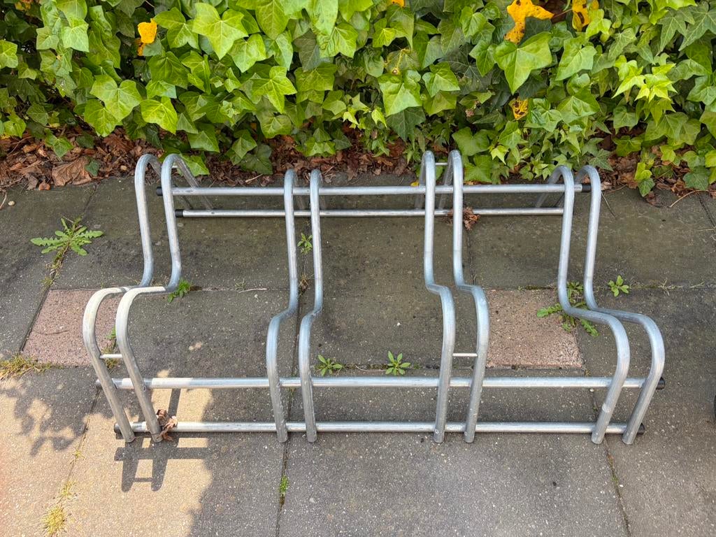 Fietsenrek, Ophalen, Zo goed als nieuw