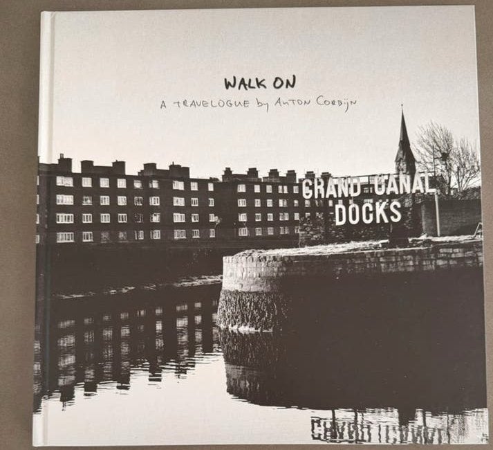 Walk On: A Travelogue by Anton Corbijn - Fotoboek U2, Ophalen of Verzenden, Nieuw, Artiest