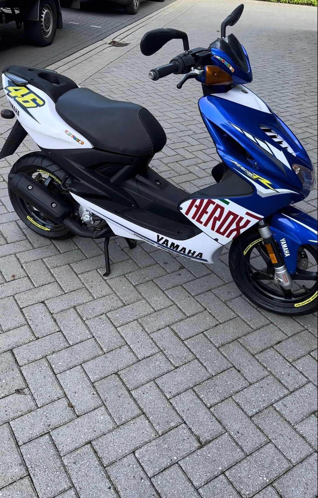 Originele Yamaha Aerox Rossi Edition, Ophalen, Aerox, Maximaal 45 km/u, Zo goed als nieuw