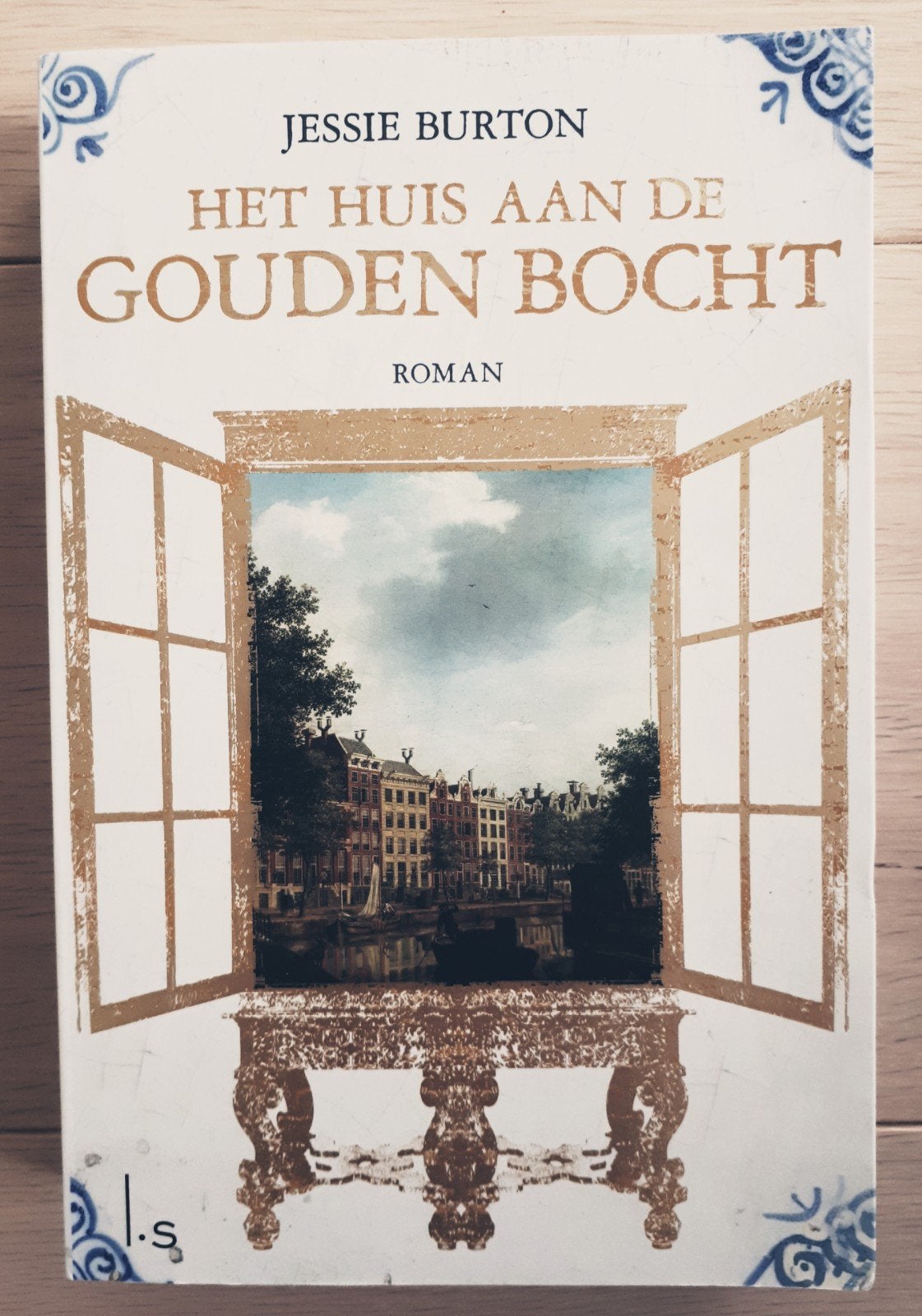Jessie Burton - Het huis aan de Gouden Bocht, Ophalen of Verzenden, Zo goed als nieuw