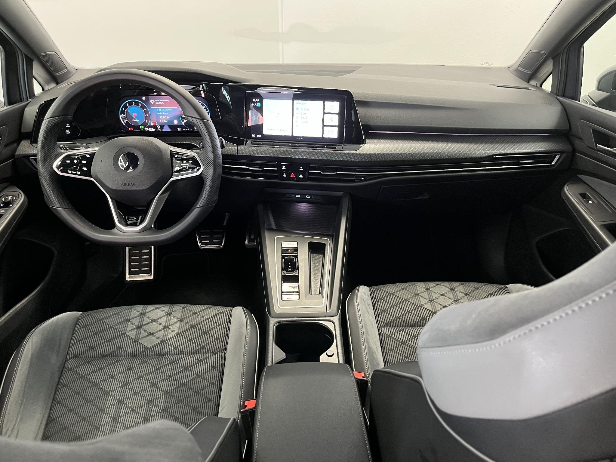 Volkswagen Golf Variant 1.5 eTSI R-Line | Trekhaak | Adaptiv, Auto's, 4 cilinders, 700 kg, Origineel Nederlands, Grijs