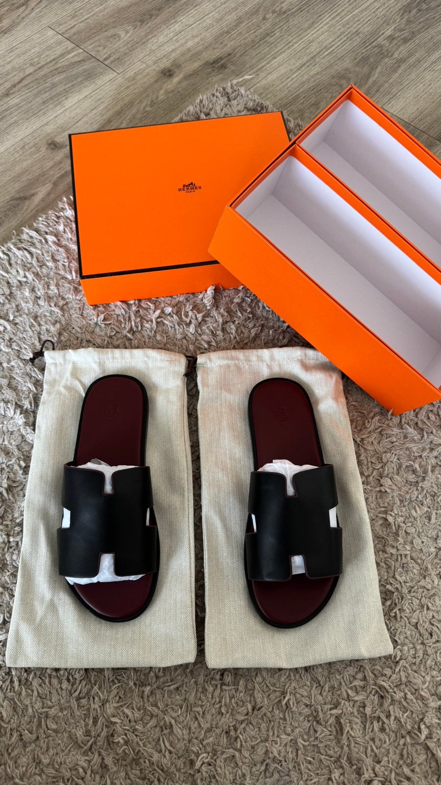 hermes izmir slippers UNISEX, Kleding | Heren, Schoenen, Ophalen of Verzenden, Zo goed als nieuw, Zwart