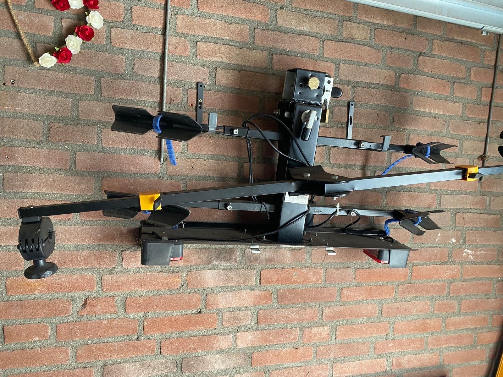 Robuuste Trekhaakdrager voor 2 Fietsen - Ideaal voor E-bikes, Auto diversen, Fietsendragers, Gebruikt, Ophalen of Verzenden, 2 fietsen