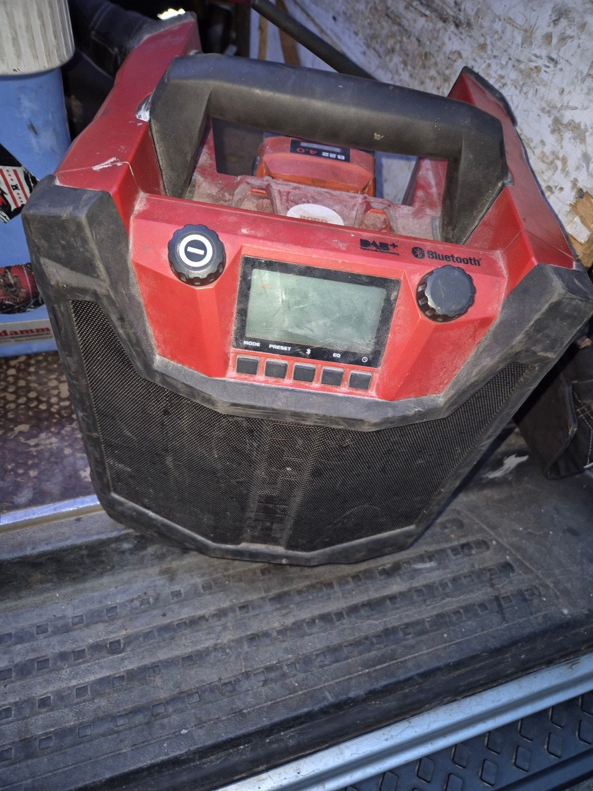 Hilti 22V Bouwradio - DAB+ & Bluetooth, Ophalen of Verzenden, Gebruikt, Bouwradio