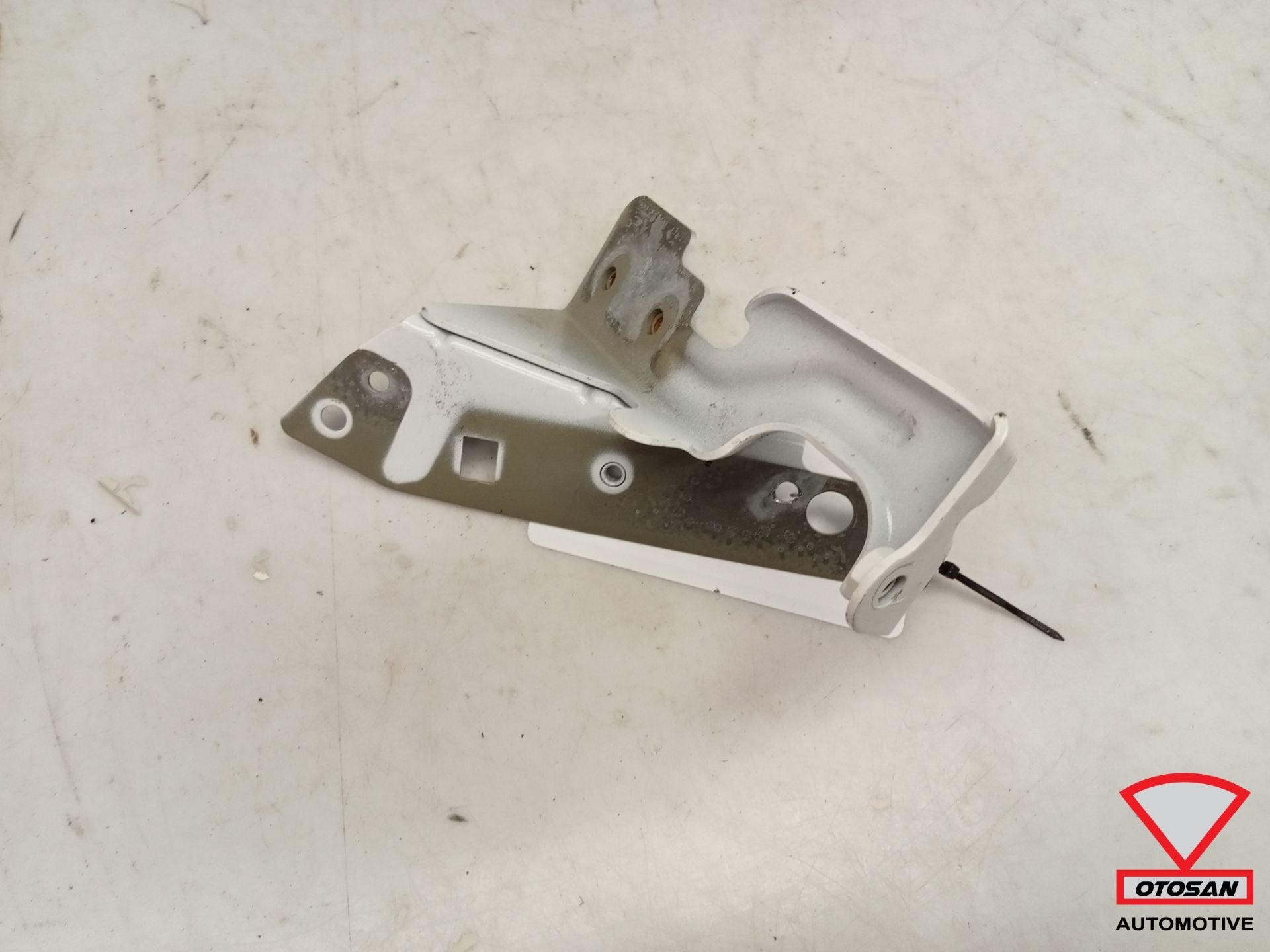 Opel Astra L 2021+ Zijscherm Houder Links 403078b02