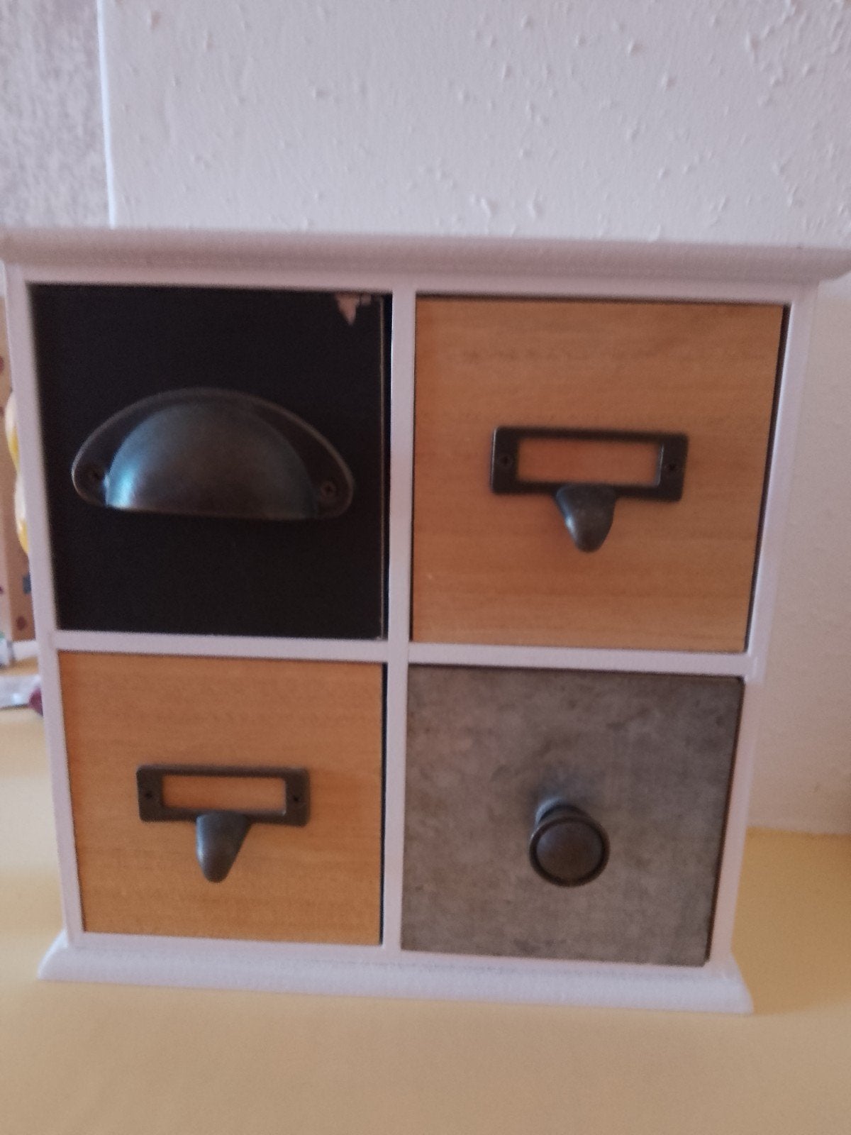 Decoratief kastje met 4 lades - 23x23x12 cm, Ophalen, Zo goed als nieuw