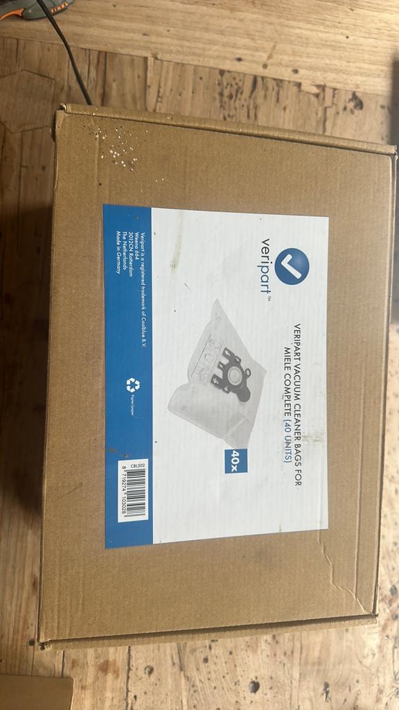 Miele complete stofzuigerzakken veripart, Ophalen of Verzenden, Zo goed als nieuw