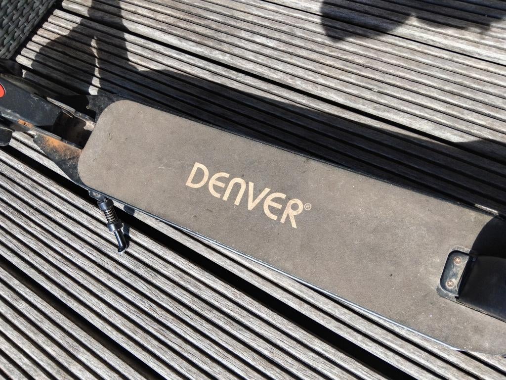 Denver step met oplader, Fietsen en Brommers, Steps, Ophalen, Gebruikt, Elektrische step (E-scooter)