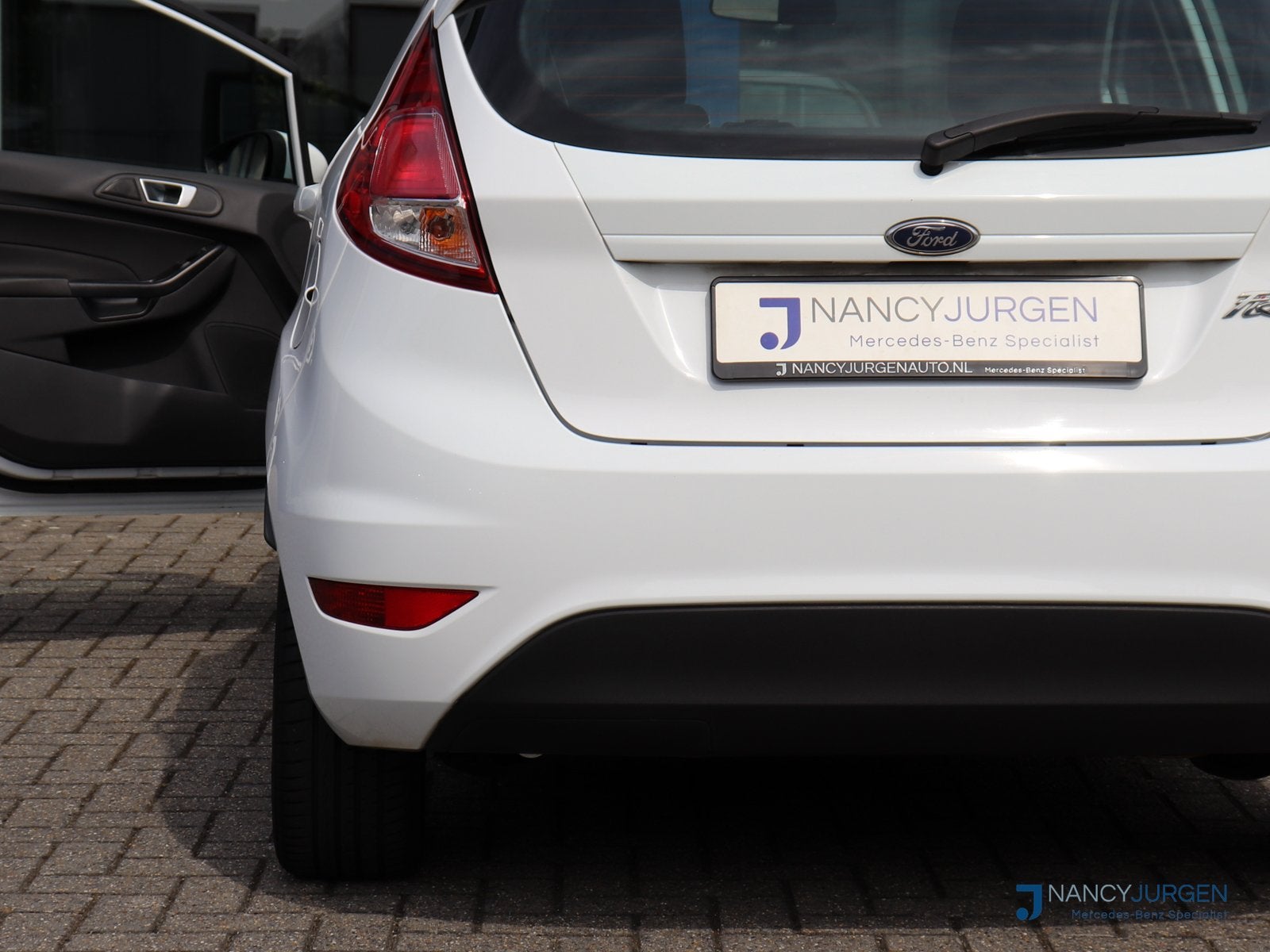 Foto 22 van Ford Fiesta 1.0 Style | Essential | Airco | Navi | Bluetooth