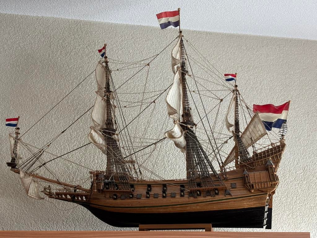 Scheepsmodel zelfbouw houten model, Ophalen, Gebruikt, Revell