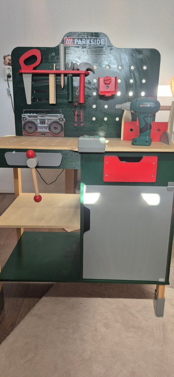 Parkside Werkbank met veel accessoires, Ophalen, Gebruikt, Knutselen, Met geluid