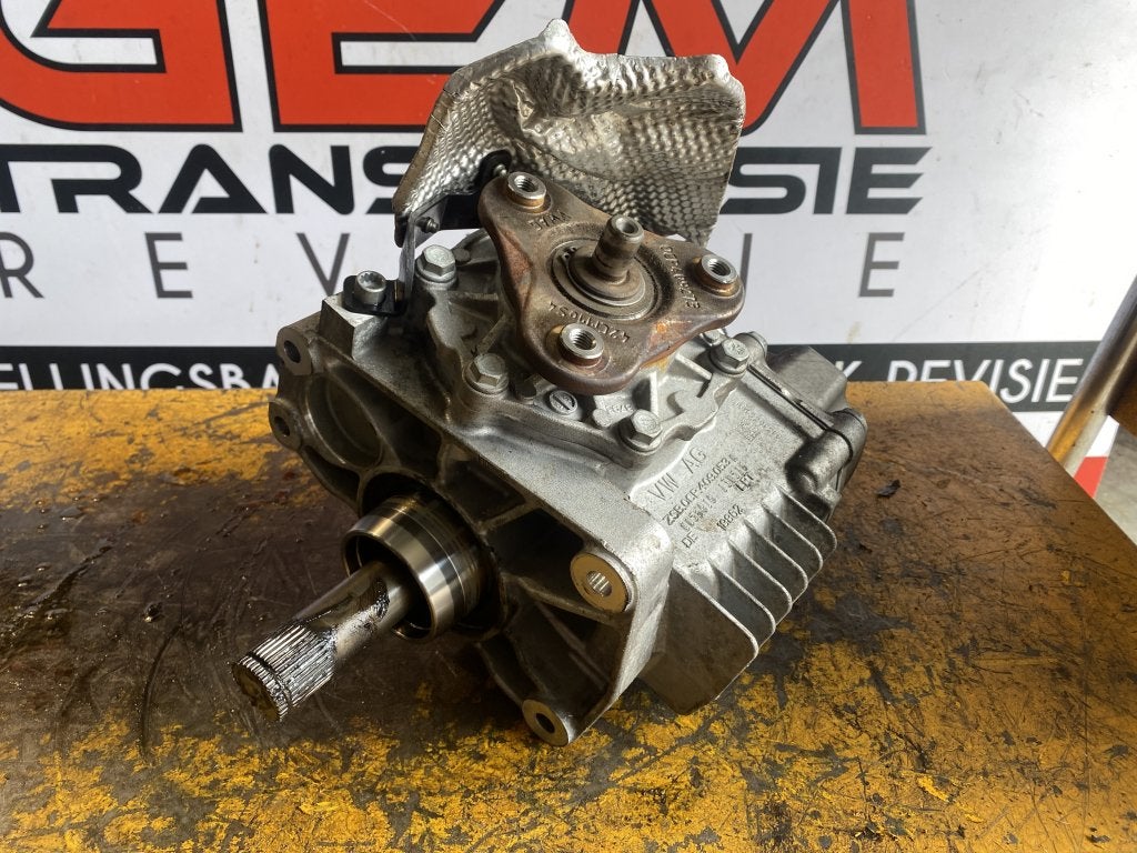 Volkswagen 4X4 tussenbak 0CP409053A, Niet ingevuld, Niet ingevuld, Niet ingevuld, Volkswagen
