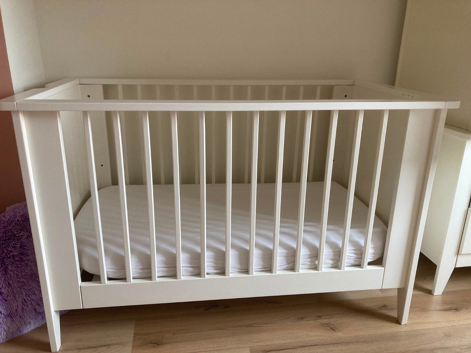 Complete babykamer: ledikant, commode en kledingkast, Ophalen, Jongetje of Meisje