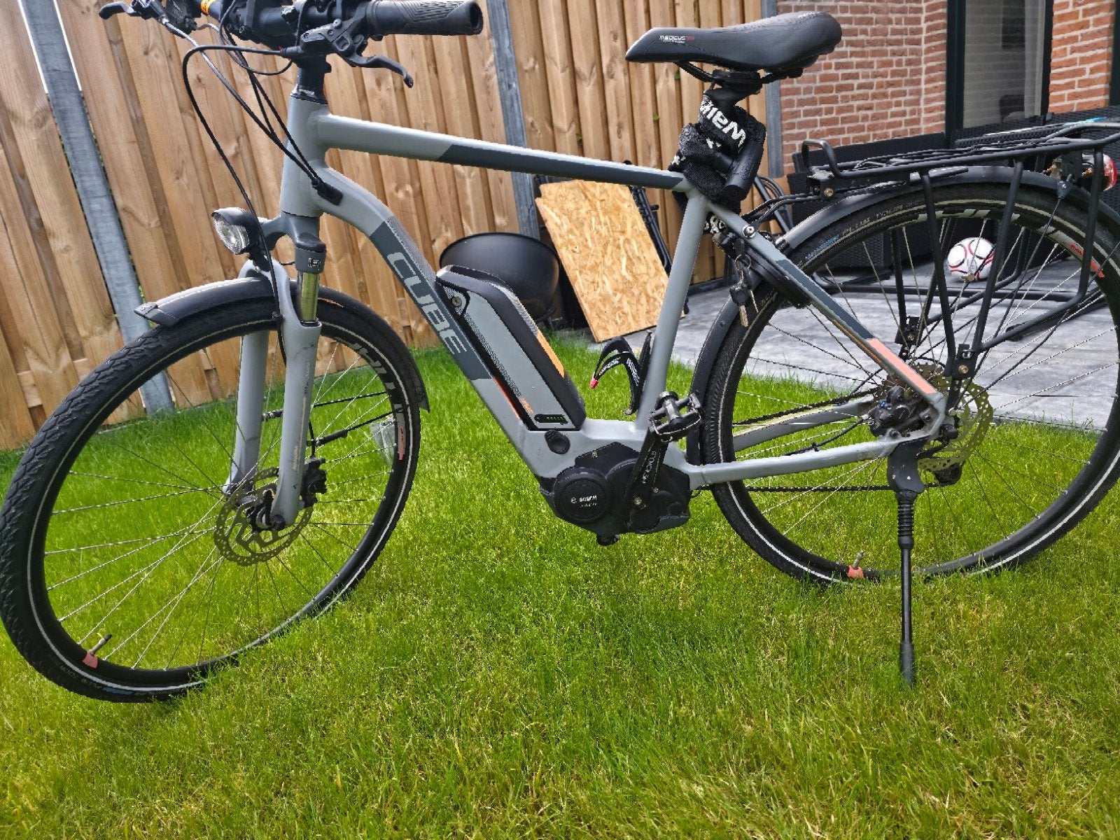 Cube Croos one E-bike met Bosch  Elektrische Fiets, Ophalen, Gebruikt, 51 tot 55 cm, Cube