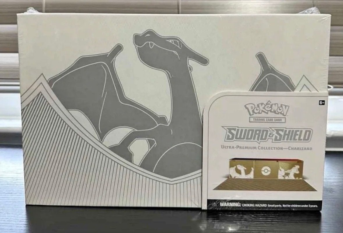 Charizard Ultra Premium Collection Box (UPC) | Pokémon boxen, Hobby en Vrije tijd, Verzamelkaartspellen | Pokémon, Nieuw, Overige typen
