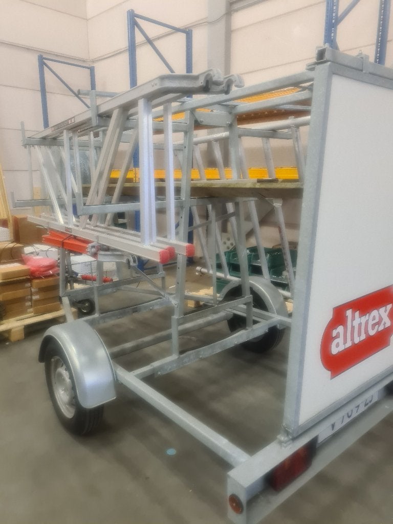 PV omvormers, groepenkasten, materiaal en onderconstructie., Ophalen