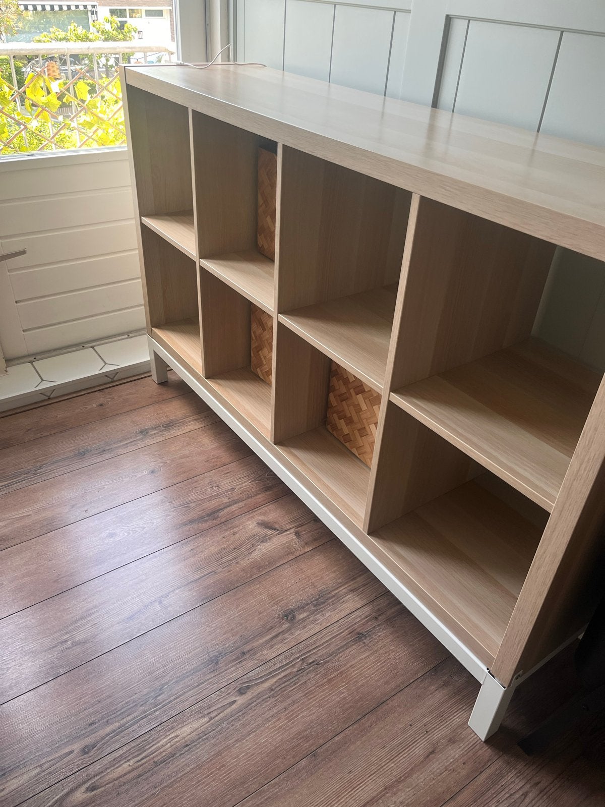 IKEA Kallax kast met onderstel - Licht houtkleur, Huis en Inrichting, Ophalen, Gebruikt