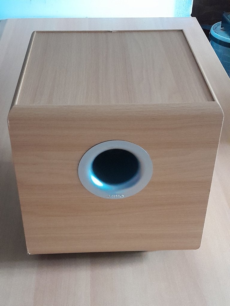 Goede Jamo Actieve Subwoofer model E 3SUB ( 70 Watt ) izgs, Ophalen, Subwoofer, Zo goed als nieuw, 60 tot 120 watt