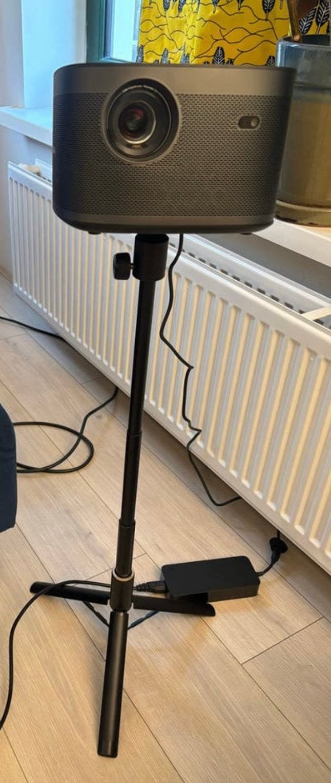 Xgimi horizon PRO 4K smart-beamer + vloerstandaard, Ophalen of Verzenden, Zo goed als nieuw, LED, Ultra HD (4K)