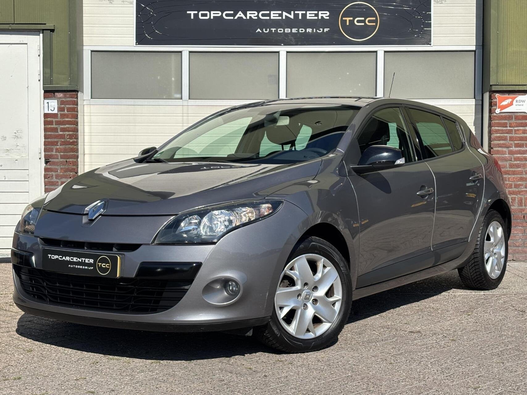 Renault Megane 1.6 Parisienne/AIRCO/NAVI/CRUISE/APK, Auto's, Euro 5, 15 km/l, Gebruikt, 4 cilinders
