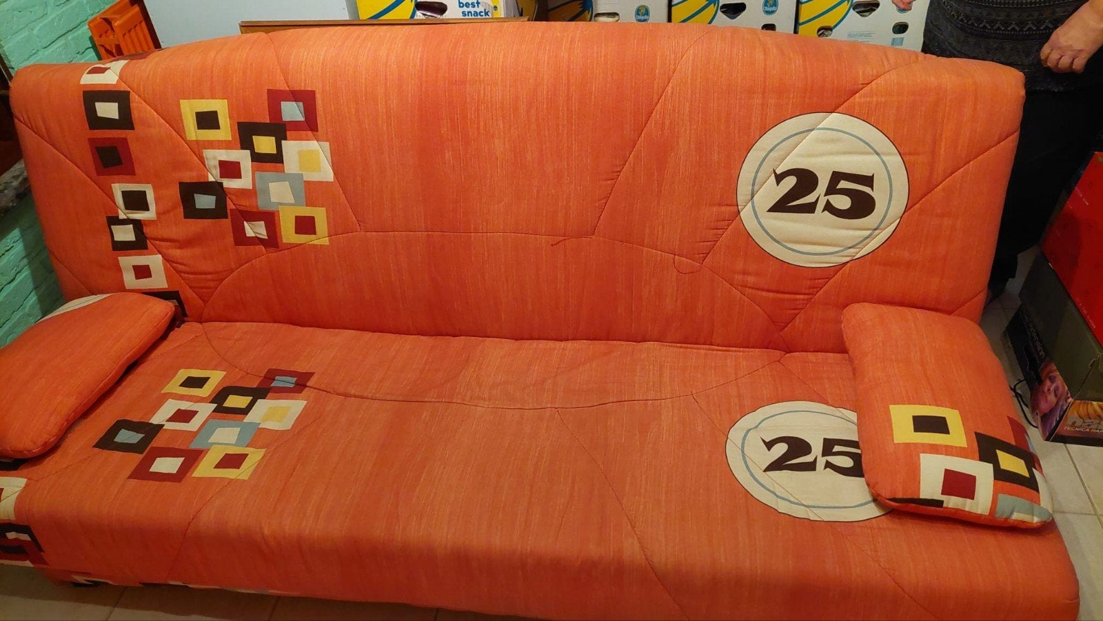 retro zit/slaapbank oranje 190 x 110 cm, Huis en Inrichting, Banken | Bankstellen, Ophalen, Tweepersoons, Zo goed als nieuw, Minder dan 150 cm