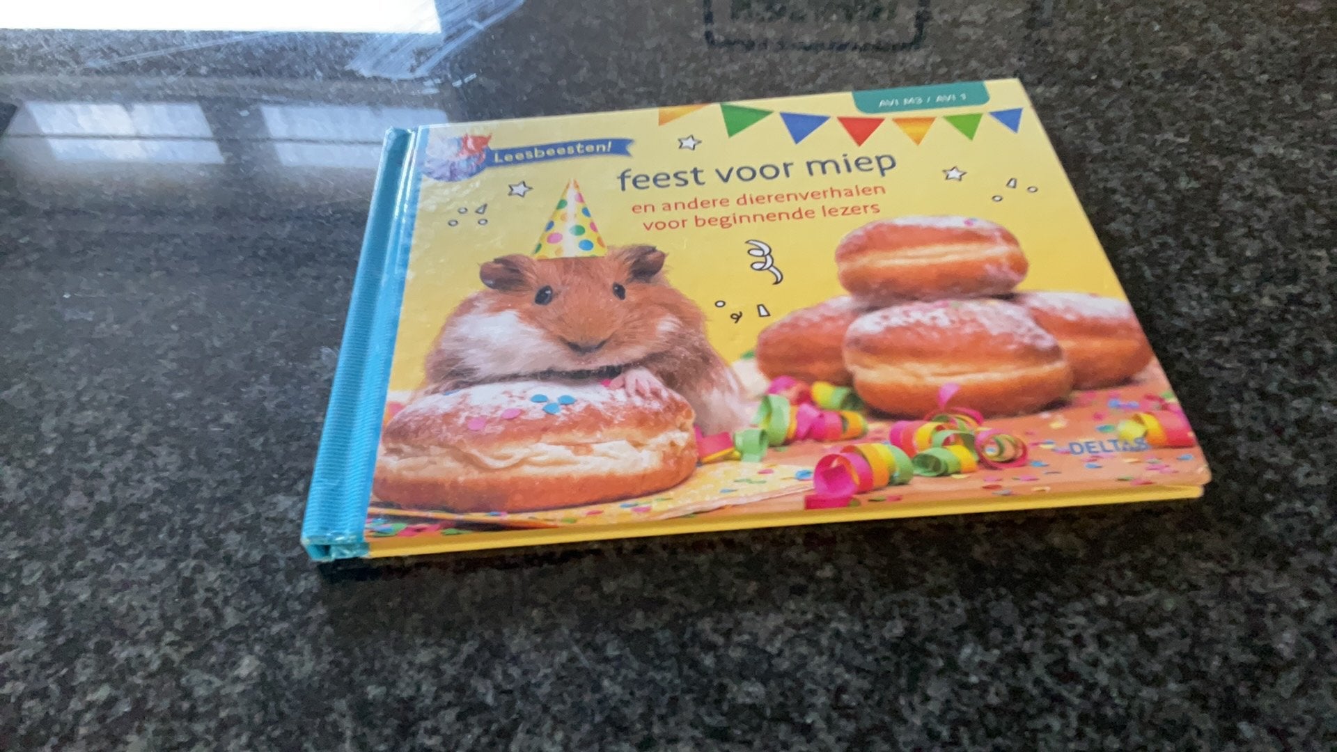 Leesbeesten! Feest voor Miep, Ophalen of Verzenden, Gelezen, Fictie algemeen