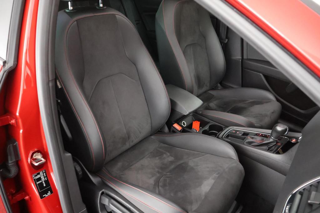 SEAT Leon ST 1.5 TSI 150pk DSG FR Ultimate Edition Black Pan, Euro 6, 4 cilinders, Leon, Alcantara
