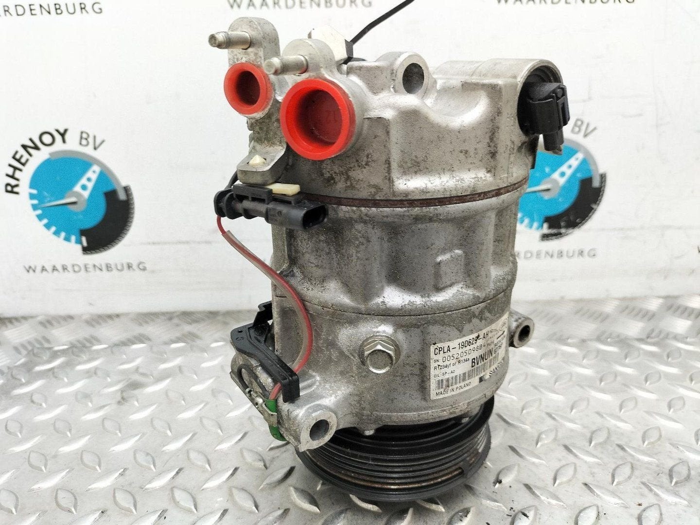 LANDROVER RANGE ROVER SPORT AIRCO COMPRESSOR / AIRCOPOMP 201, Ophalen of Verzenden, Gebruikt, Stiba lid
