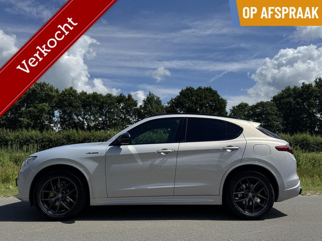 Alfa Romeo Stelvio 2.0t Q4 280pk Veloce, my21, Perla Lunare,, Auto's, Alfa Romeo, Automaat, Zwart, 4 cilinders, Blauw