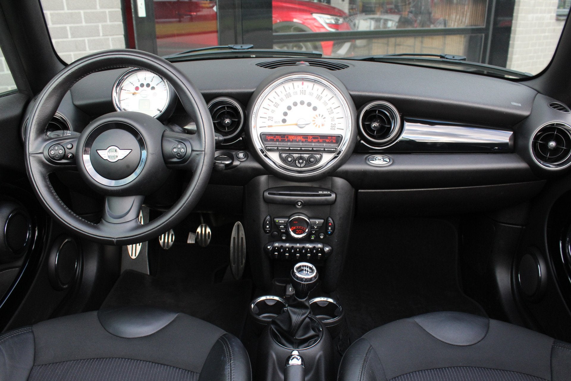 MINI Cabrio 1.6 Cooper S Chili / Stoelverwarming / Xenon / 1, Auto's, Mini, Voorwielaandrijving, Euro 5, Gebruikt, 4 cilinders