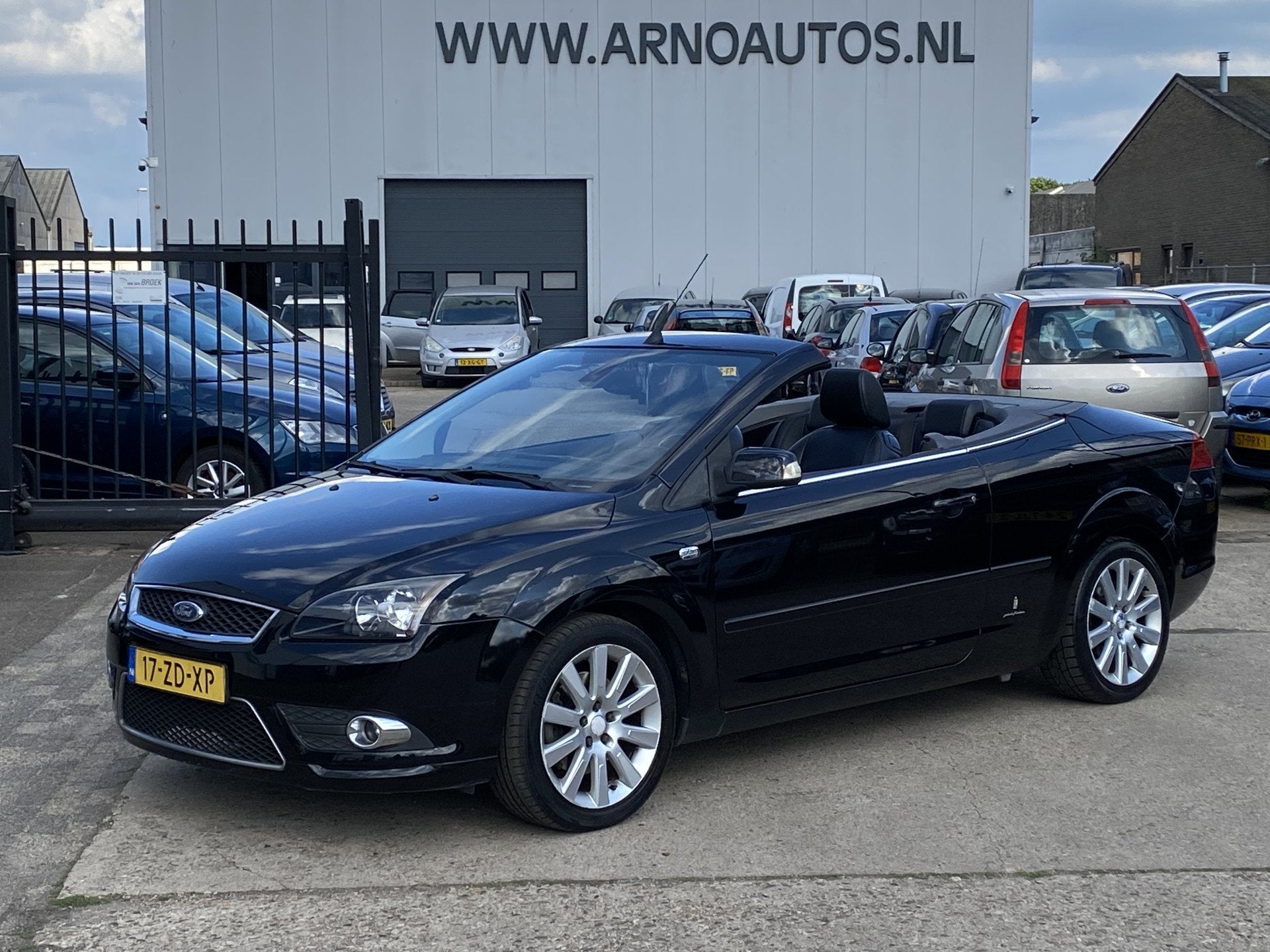 Ford FOCUS Coupe-cabriolet 2.0-16V AUTOMAAT 146 PK Titanium,, Auto's, Ford, 145 pk, Zwart, 4 cilinders, 4 stoelen