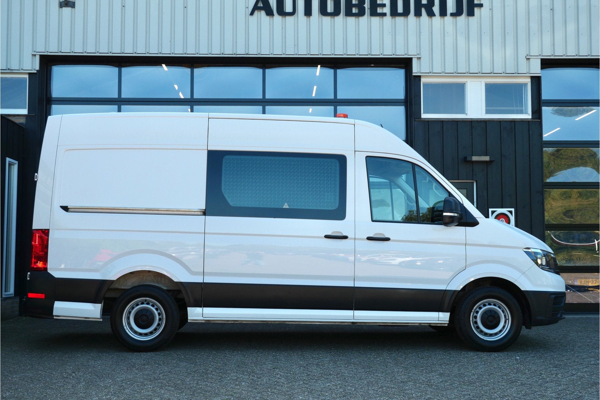 Volkswagen Crafter 35 2.0 TDI L3H3 140PK | Airco | Cruise |, Gebruikt, Euro 6, 4 cilinders, Volkswagen