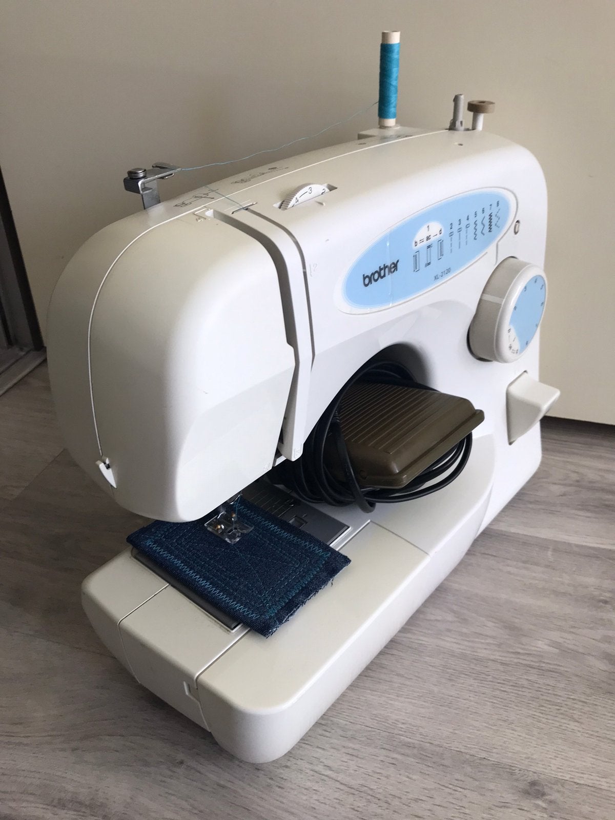Naaimachine, Hobby en Vrije tijd, Naaimachines en Toebehoren, Ophalen, Zo goed als nieuw, Naaimachine, Overige merken