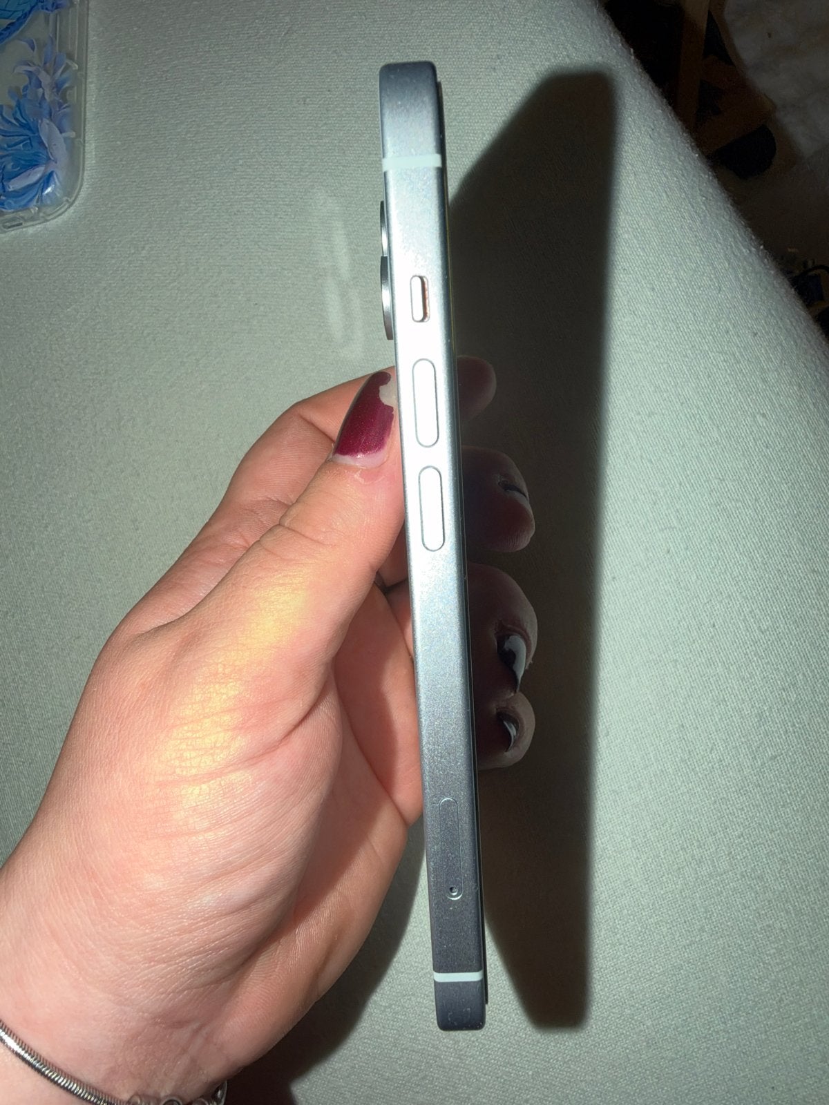 Foto 5 van Apple iPhone 15 blauw 128GB- Zo goed als nieuw